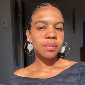 Meet your Posher, Anisah